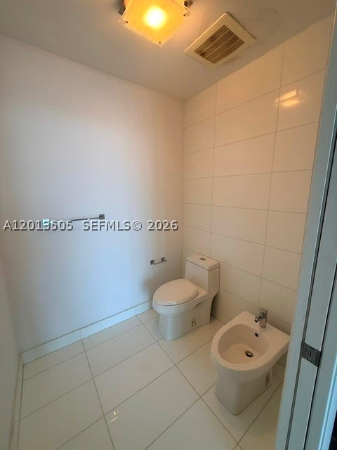 2020 N Bayshore Dr 3804 Property Photo 19