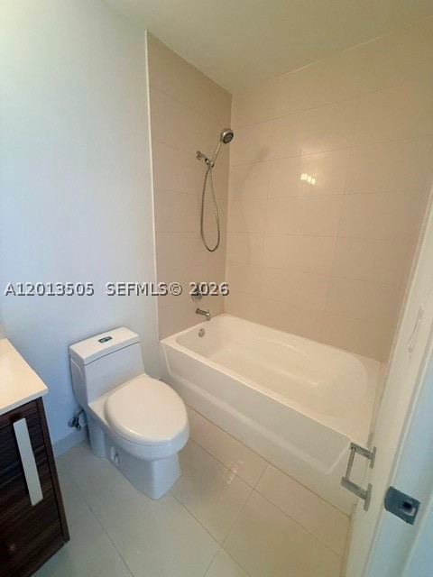 2020 N Bayshore Dr 3804 Property Photo 22