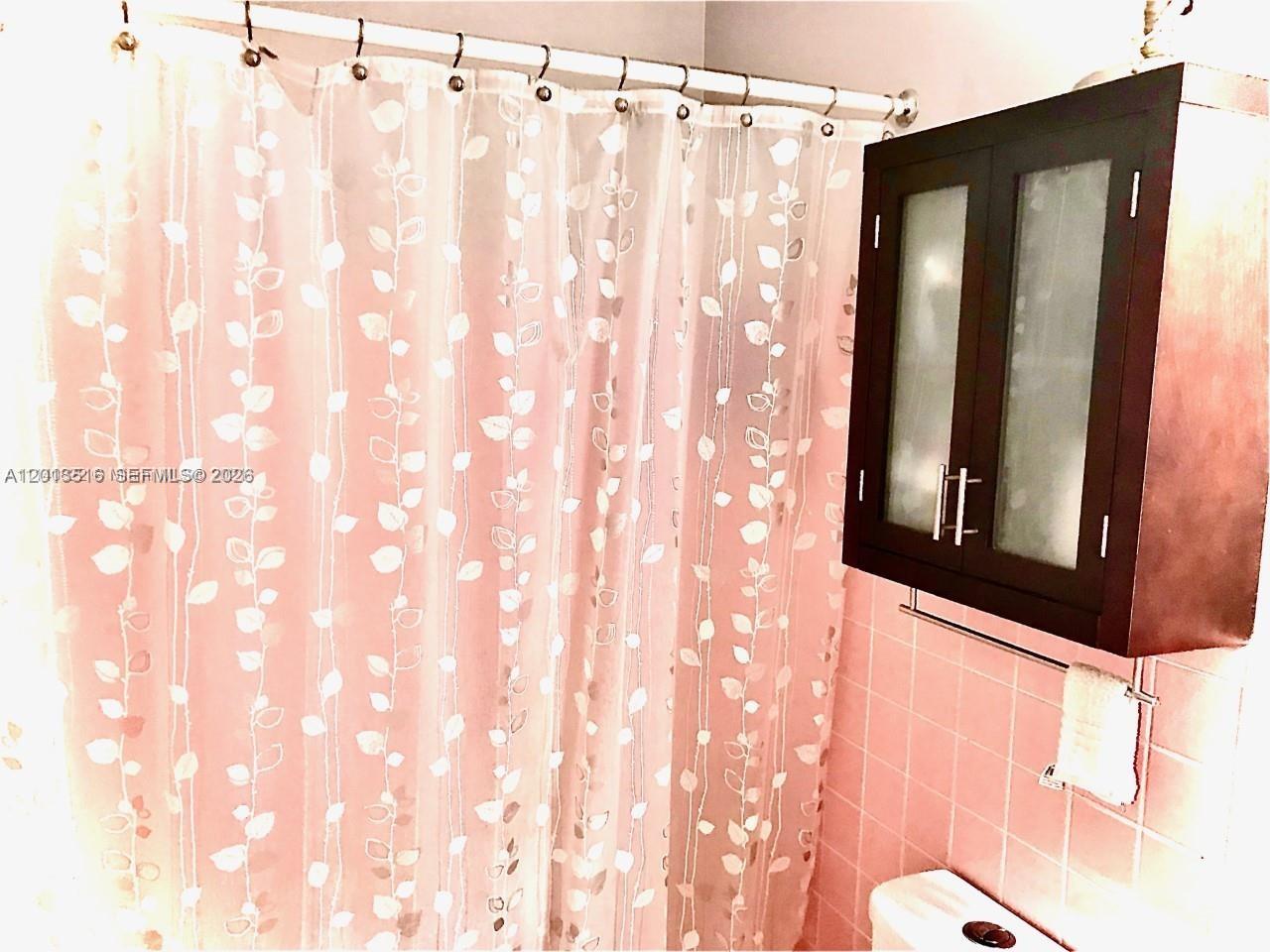 900 Sw 11th Ave 17c Property Photo 6
