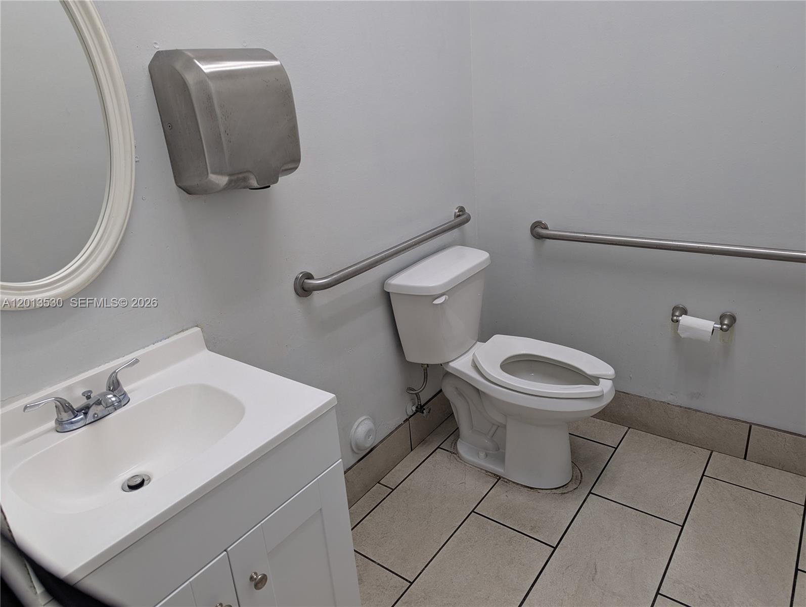 8170 W Mcnab Property Photo 4