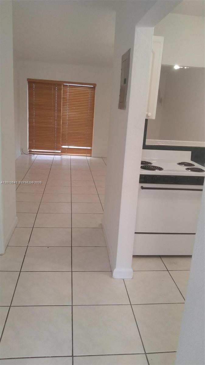1441 Lincoln Rd 414 Property Photo 4