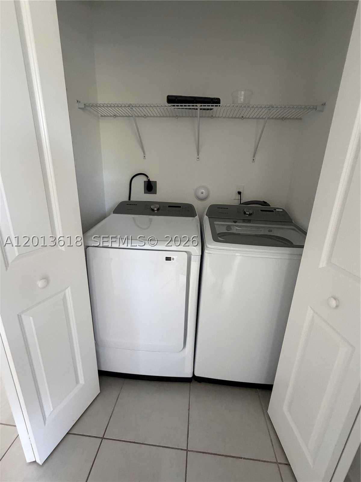 863 Se 26th Ter 0 Property Photo 17