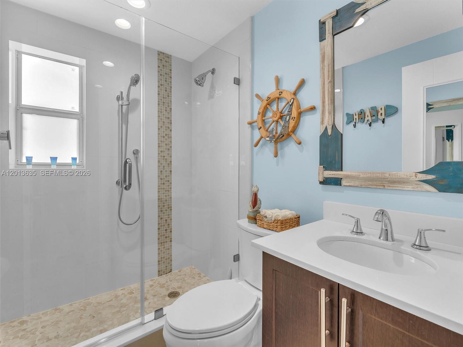 315 Van Buren St 103b Property Photo 13