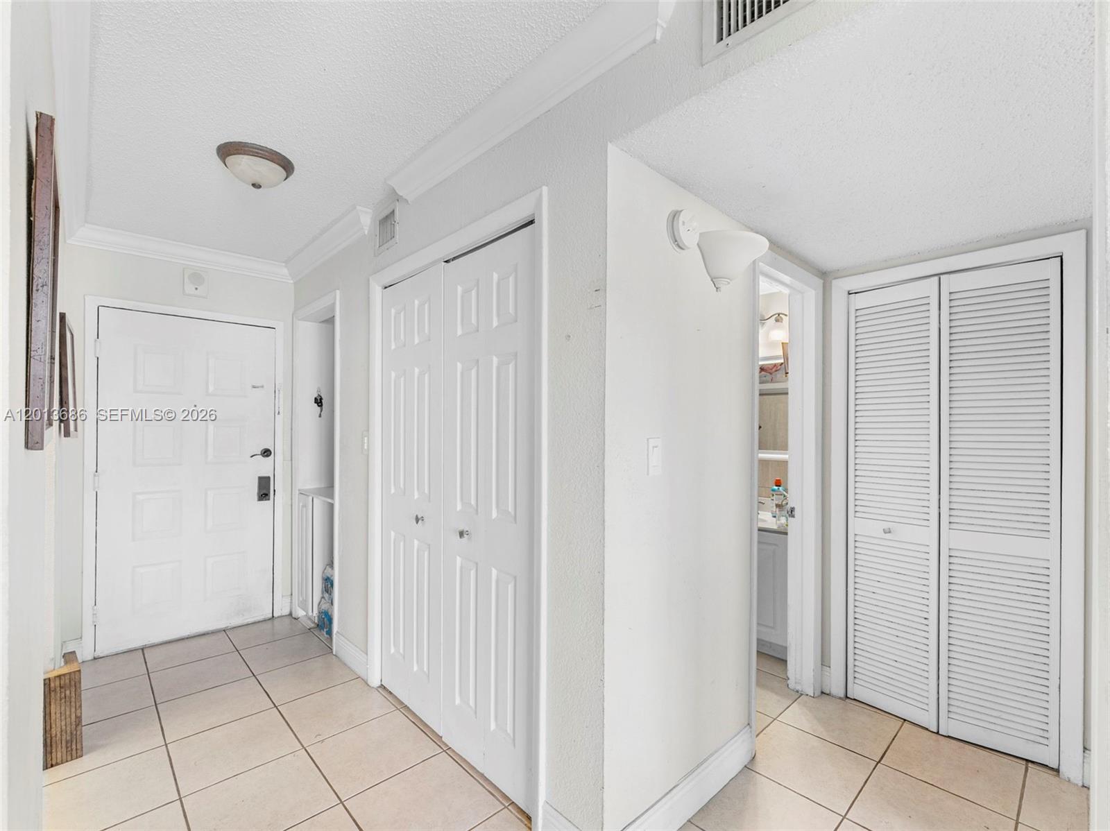 6950 Miami Gardens Dr 2-506 Property Photo 6