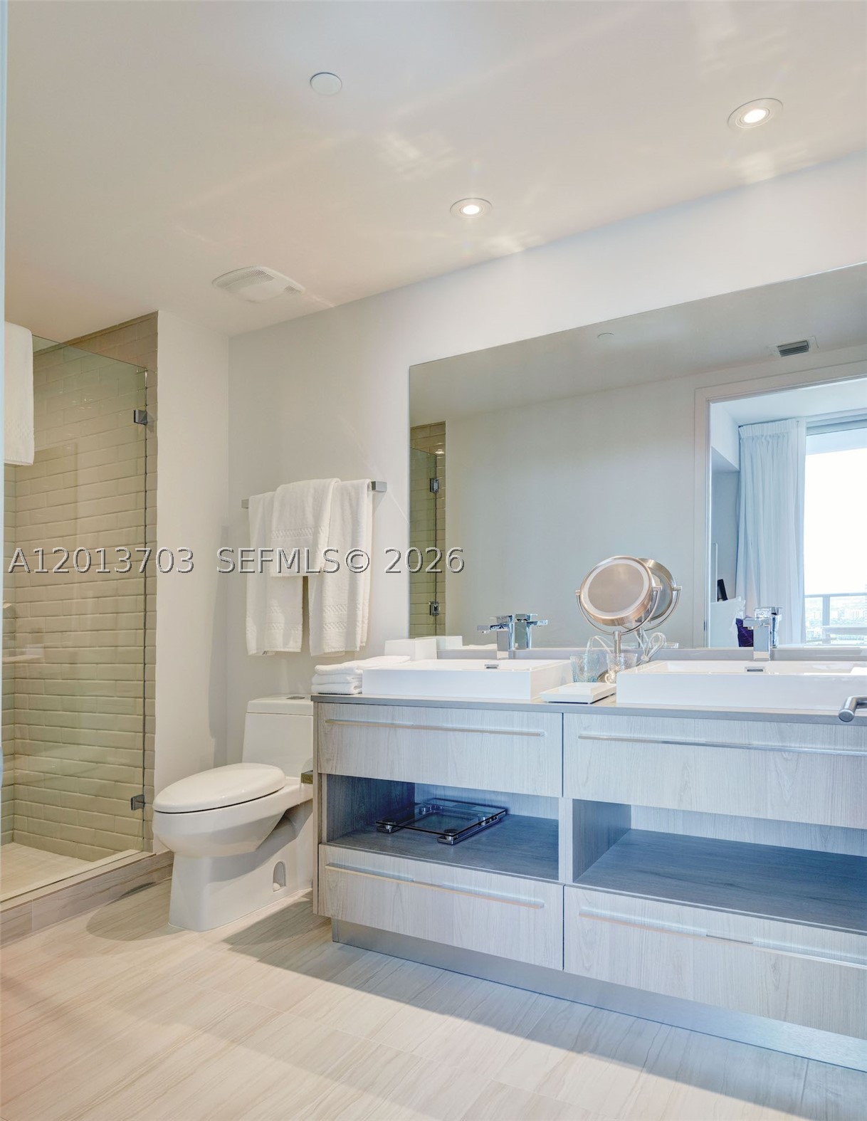 4010 S Ocean Dr R2106 Property Photo 14