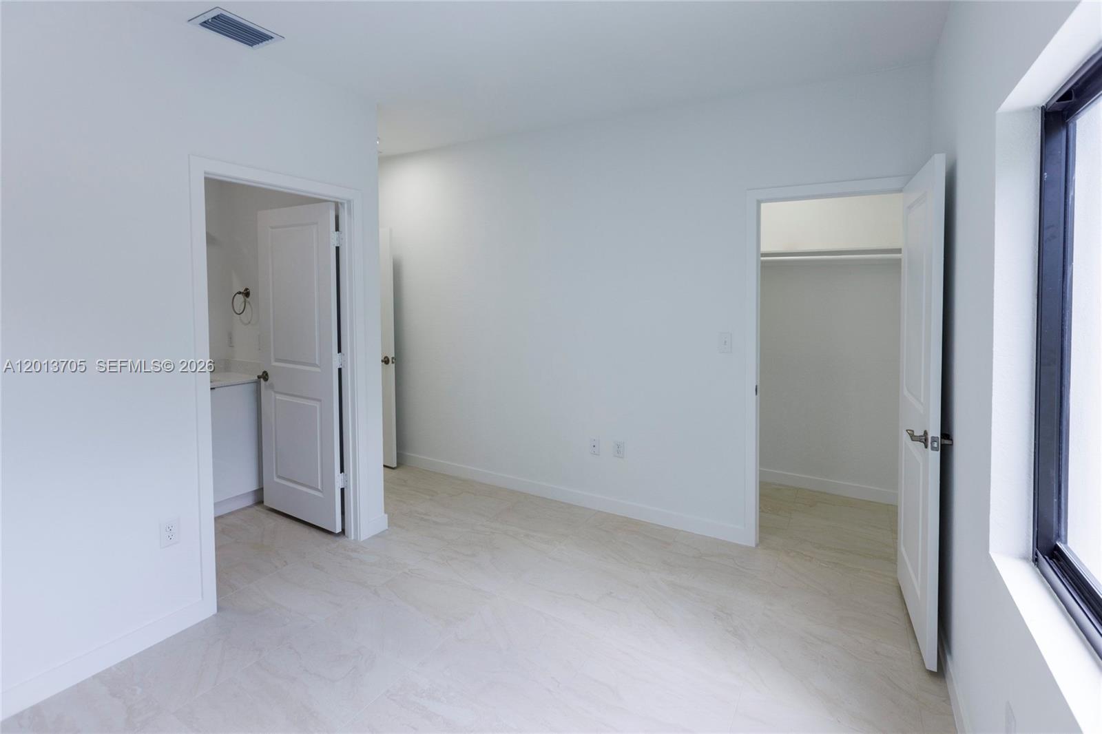2969 Nw 59 St Property Photo 6