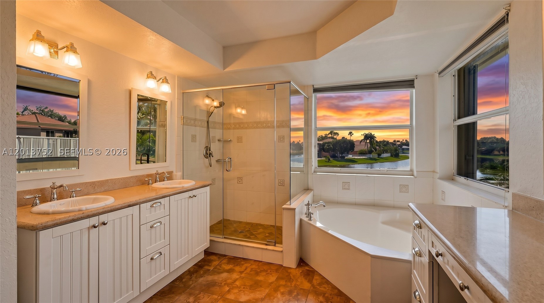 4019 Turquoise Trl Property Photo 6