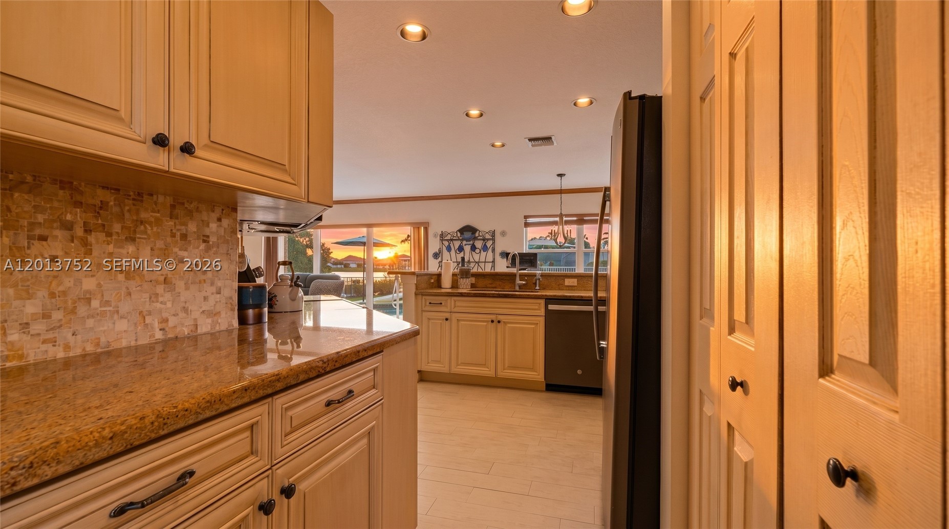 4019 Turquoise Trl Property Photo 10