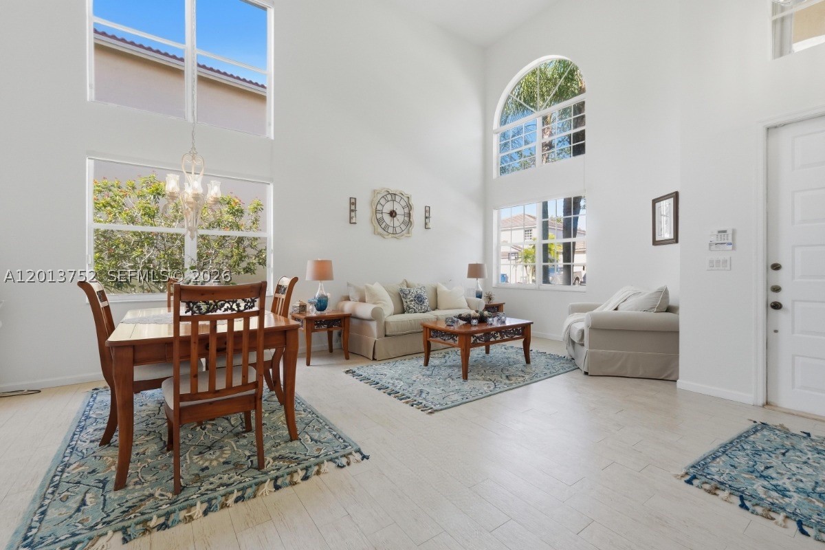 4019 Turquoise Trl Property Photo 13