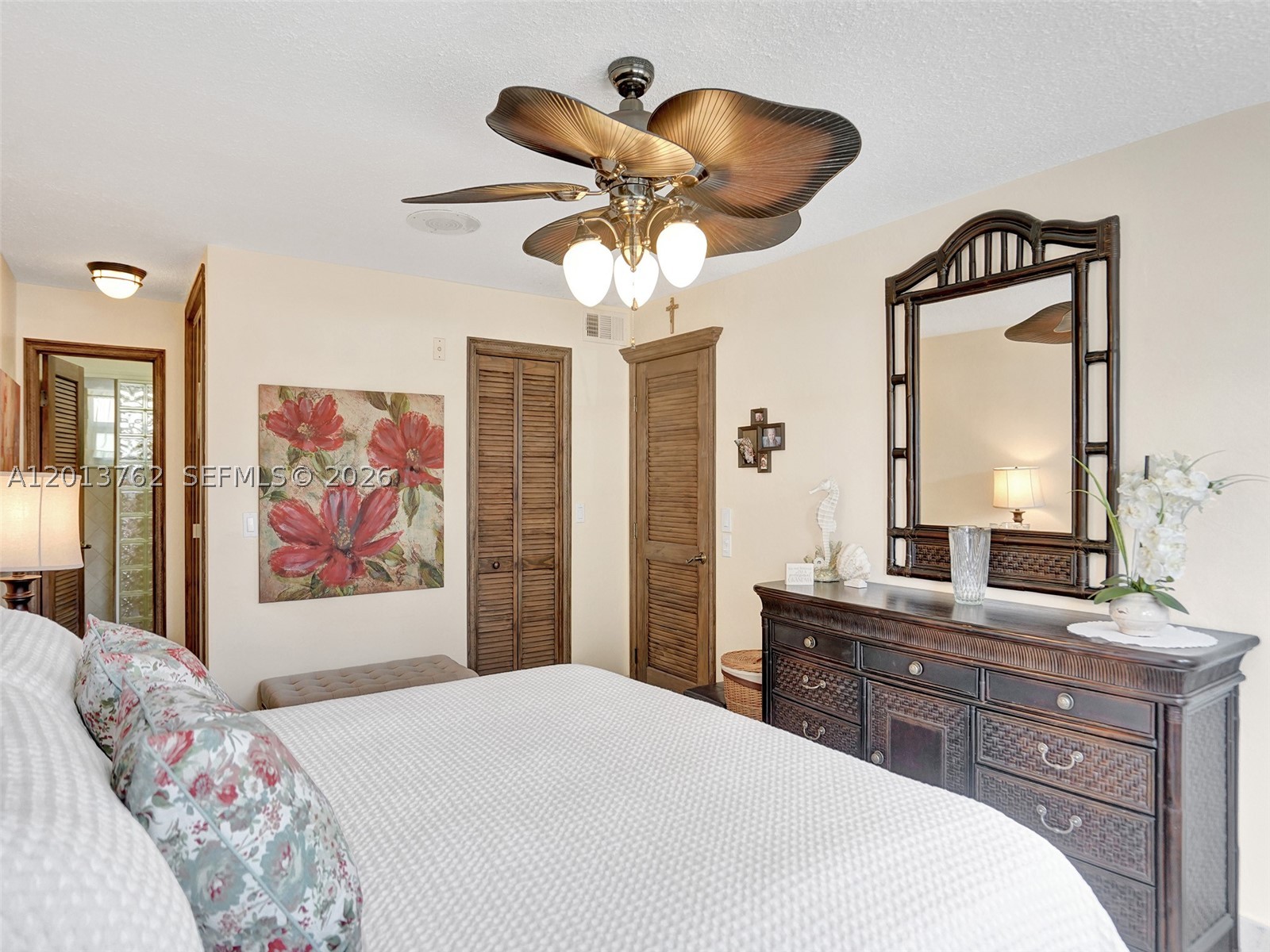 2600 Diana Dr 105 Property Photo 8