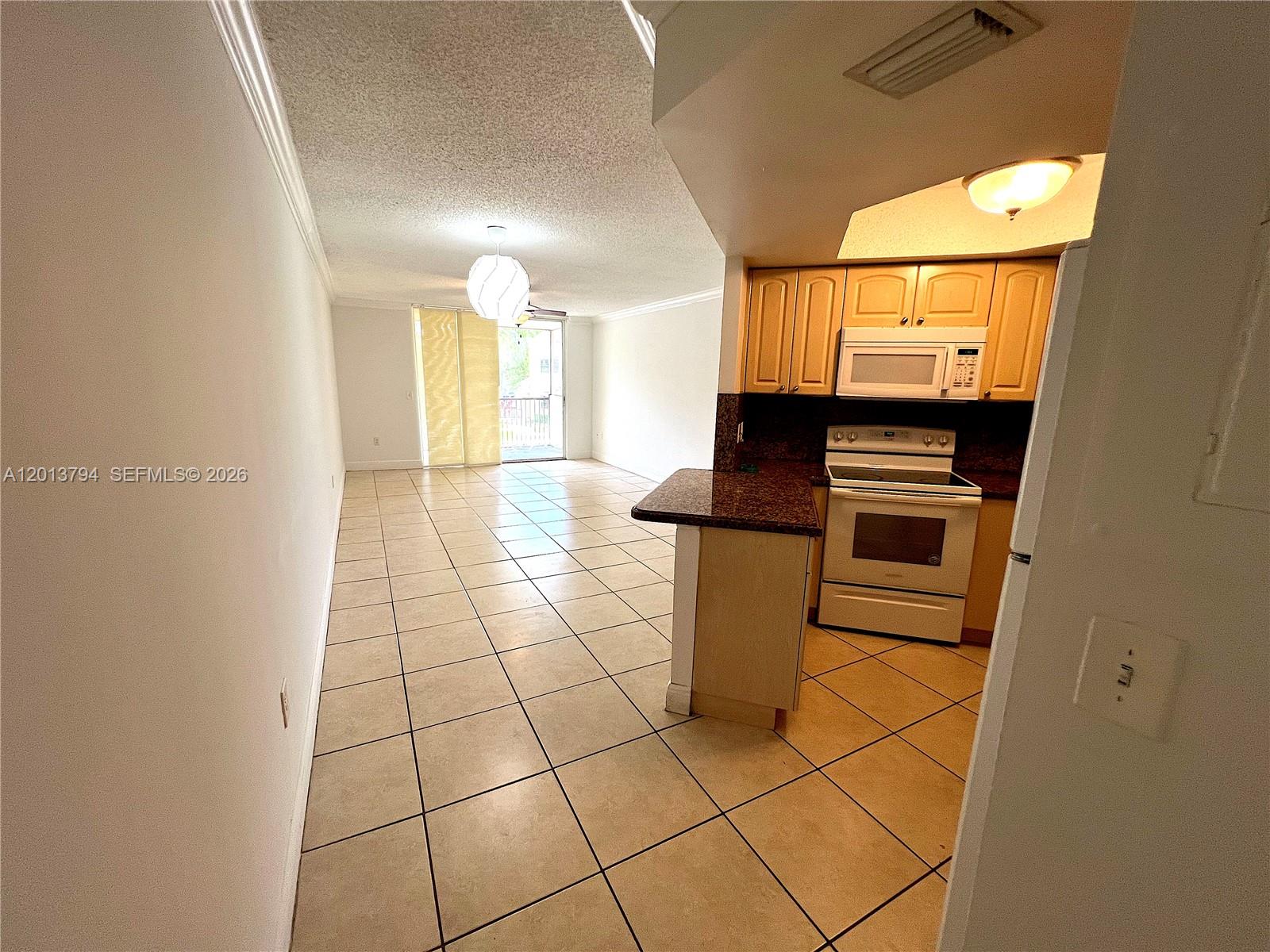 8373 Lake Dr 202 Property Photo 7