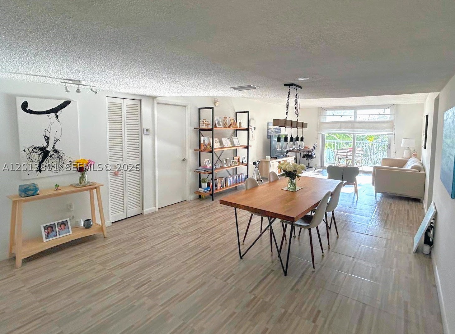 210 Sea View Dr 405 Property Photo 1