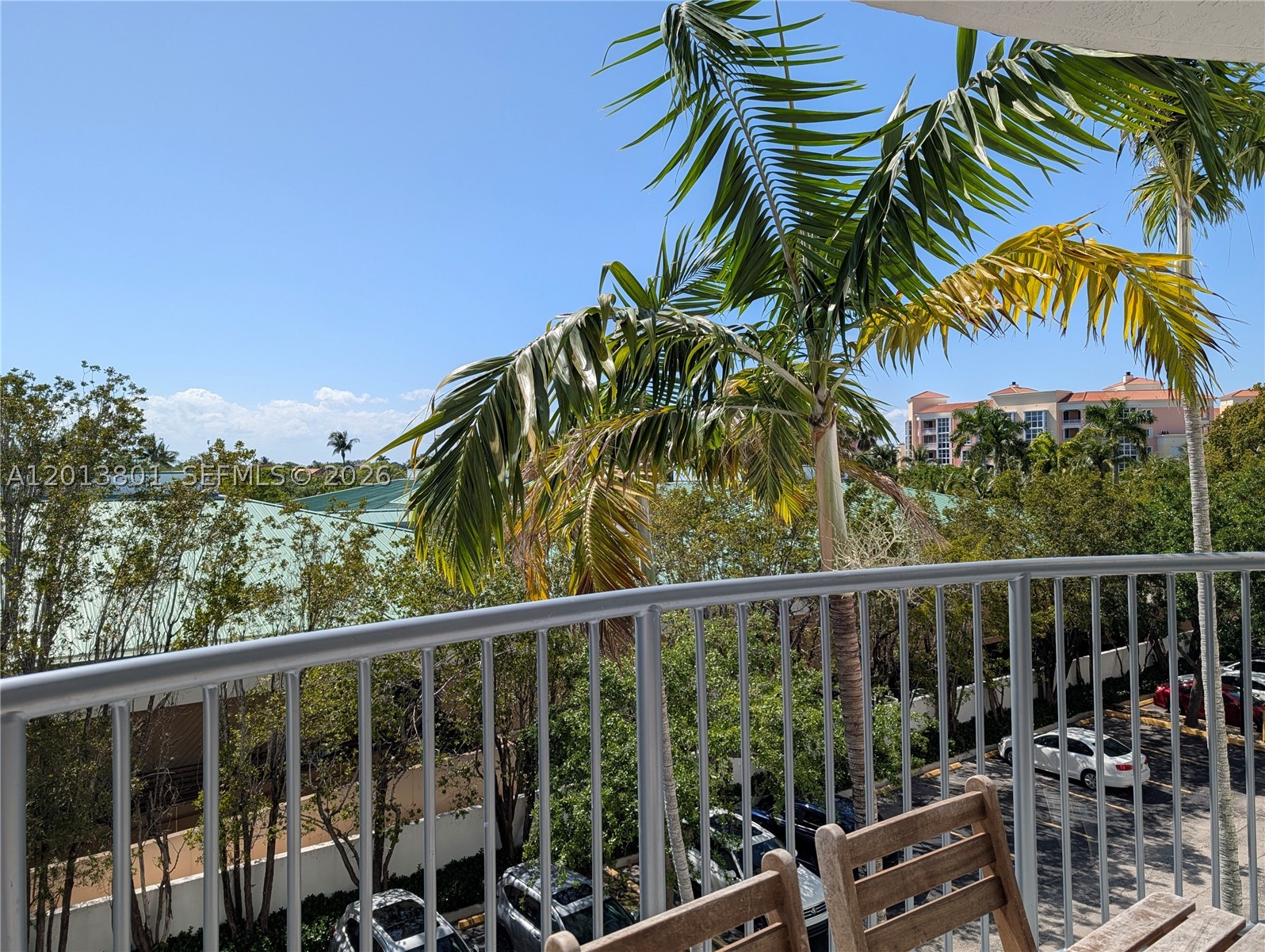 210 Sea View Dr 405 Property Photo 5
