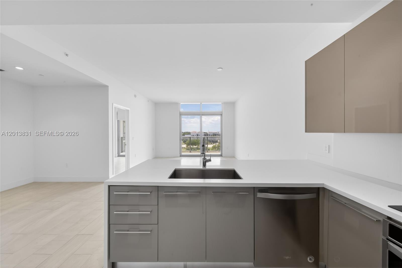 2000 Metropica Way 615 Property Photo 6