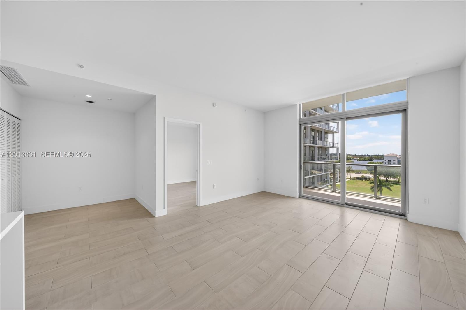 2000 Metropica Way 615 Property Photo 13