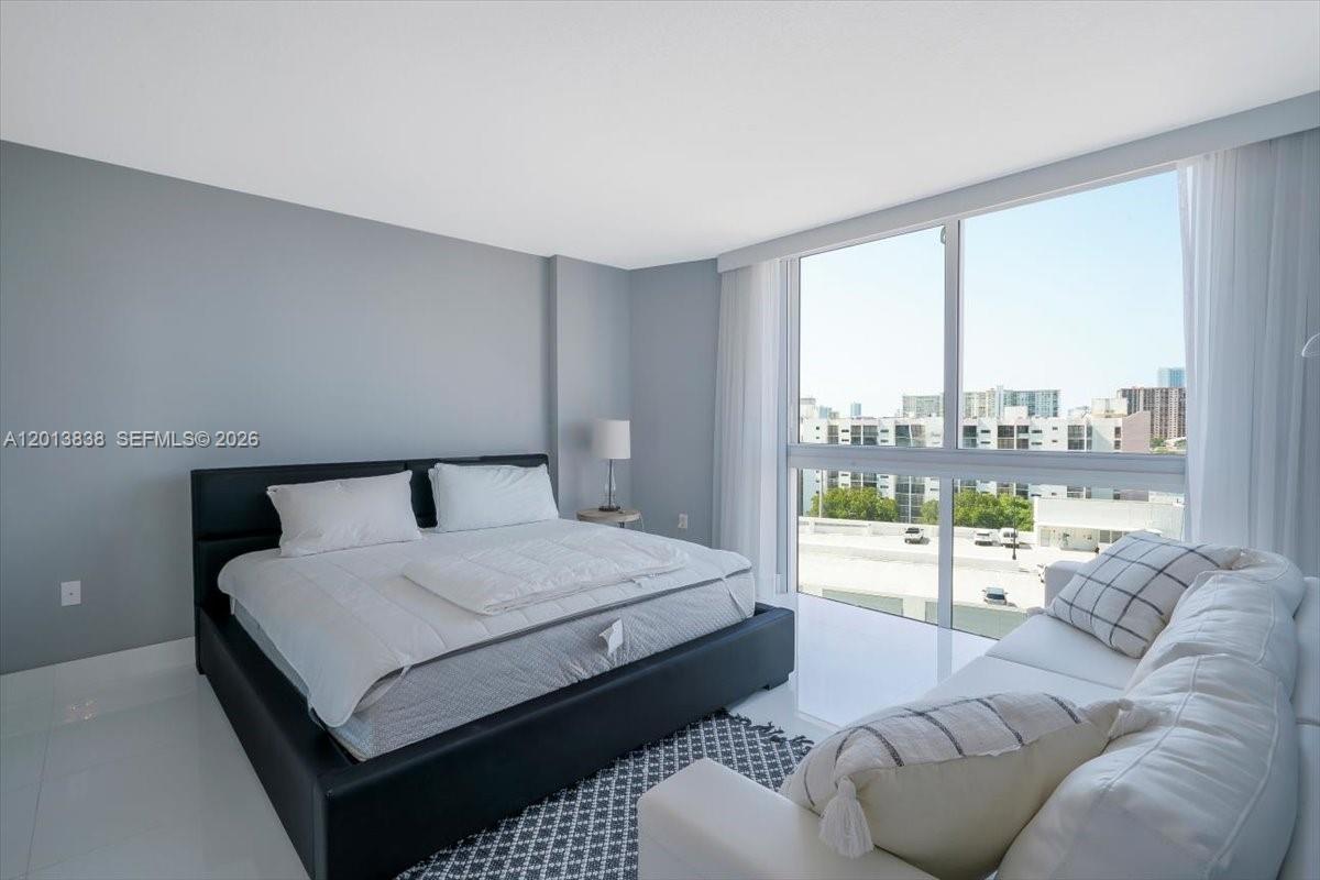 250 Sunny Isles Blvd 3-902 Property Photo 7