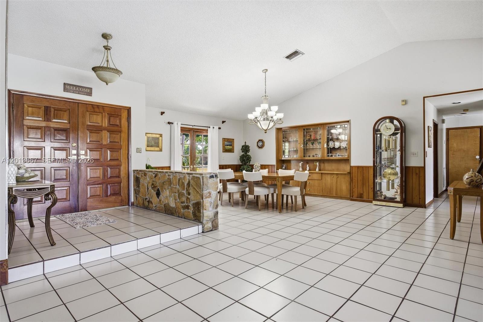 7200 N Oakmont Dr Property Photo 8