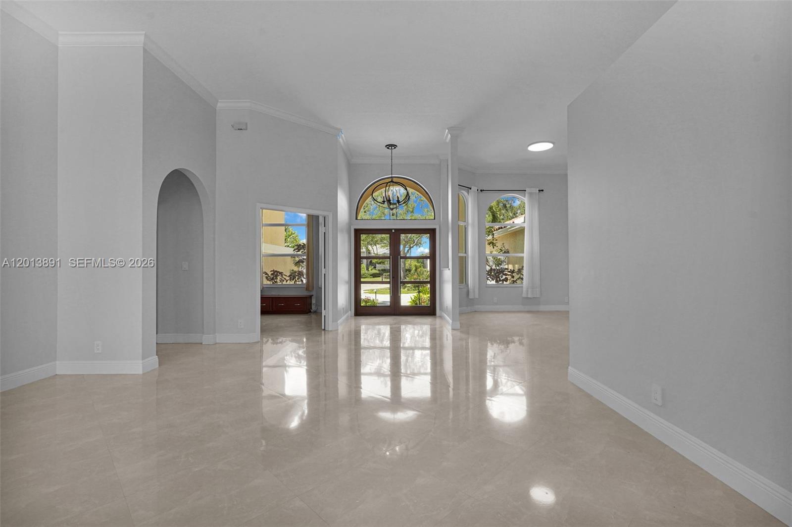 2715 Edgewater Court Property Photo 11