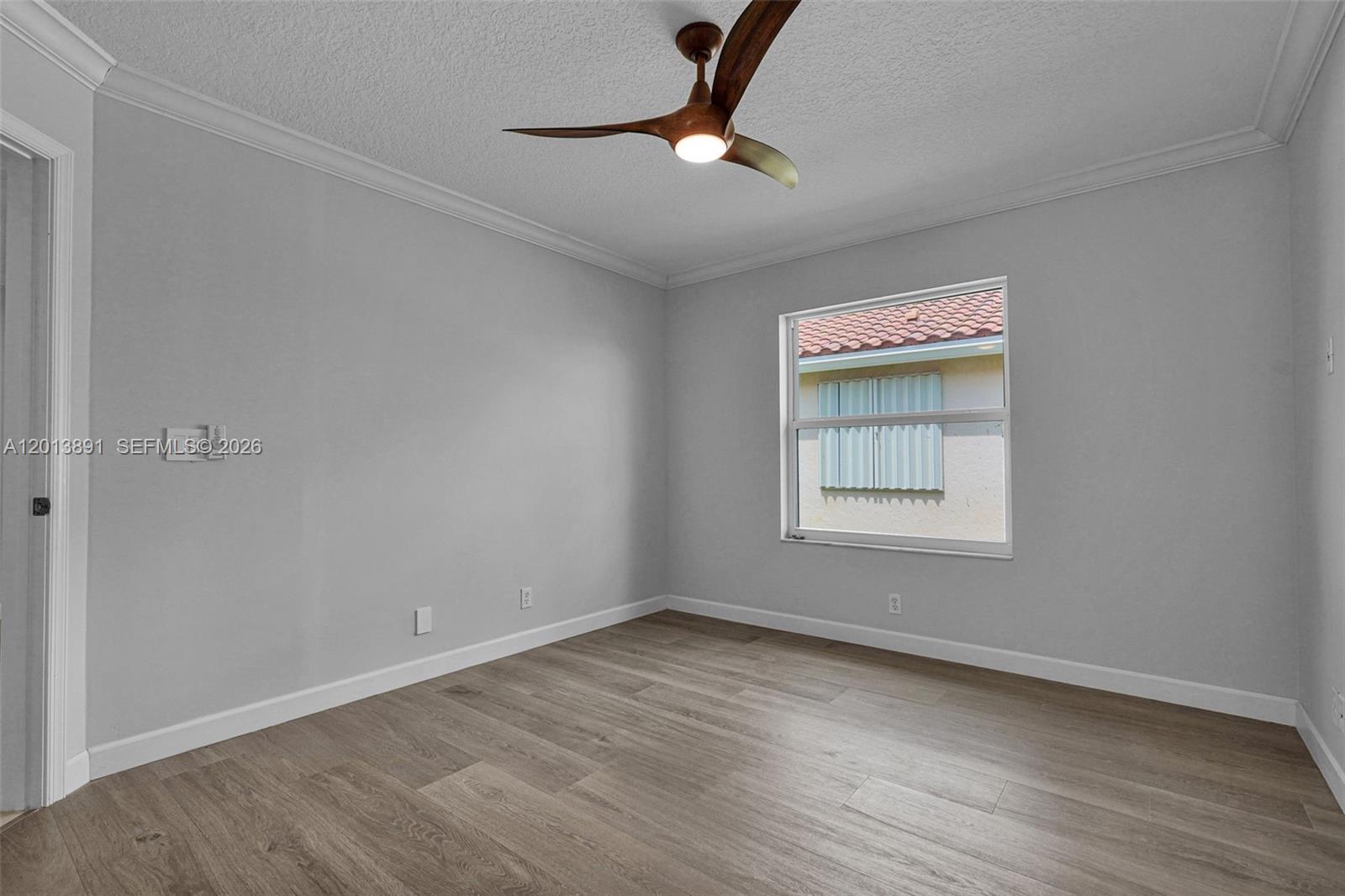 2715 Edgewater Court Property Photo 33