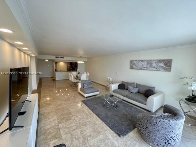 2500 Parkview Dr 2114 Property Photo 8