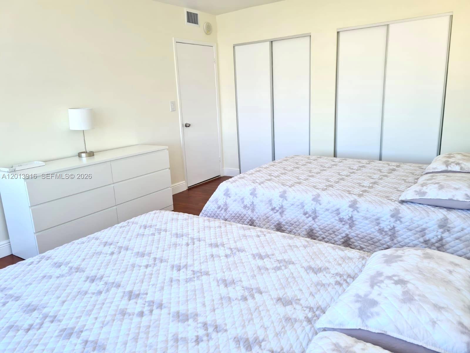 2500 Parkview Dr 2114 Property Photo 17