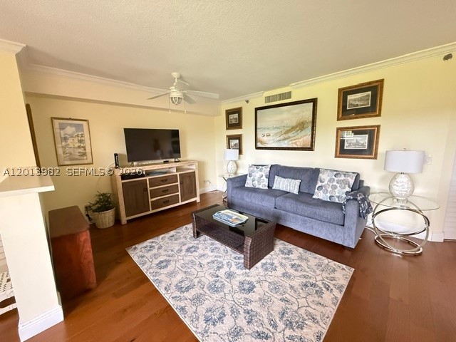 275 Palm Ave A205 Property Photo 6