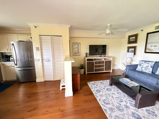 275 Palm Ave A205 Property Photo 7