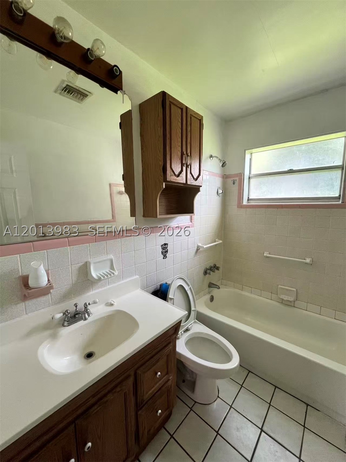 371 Sw 67th Ter Property Photo 12