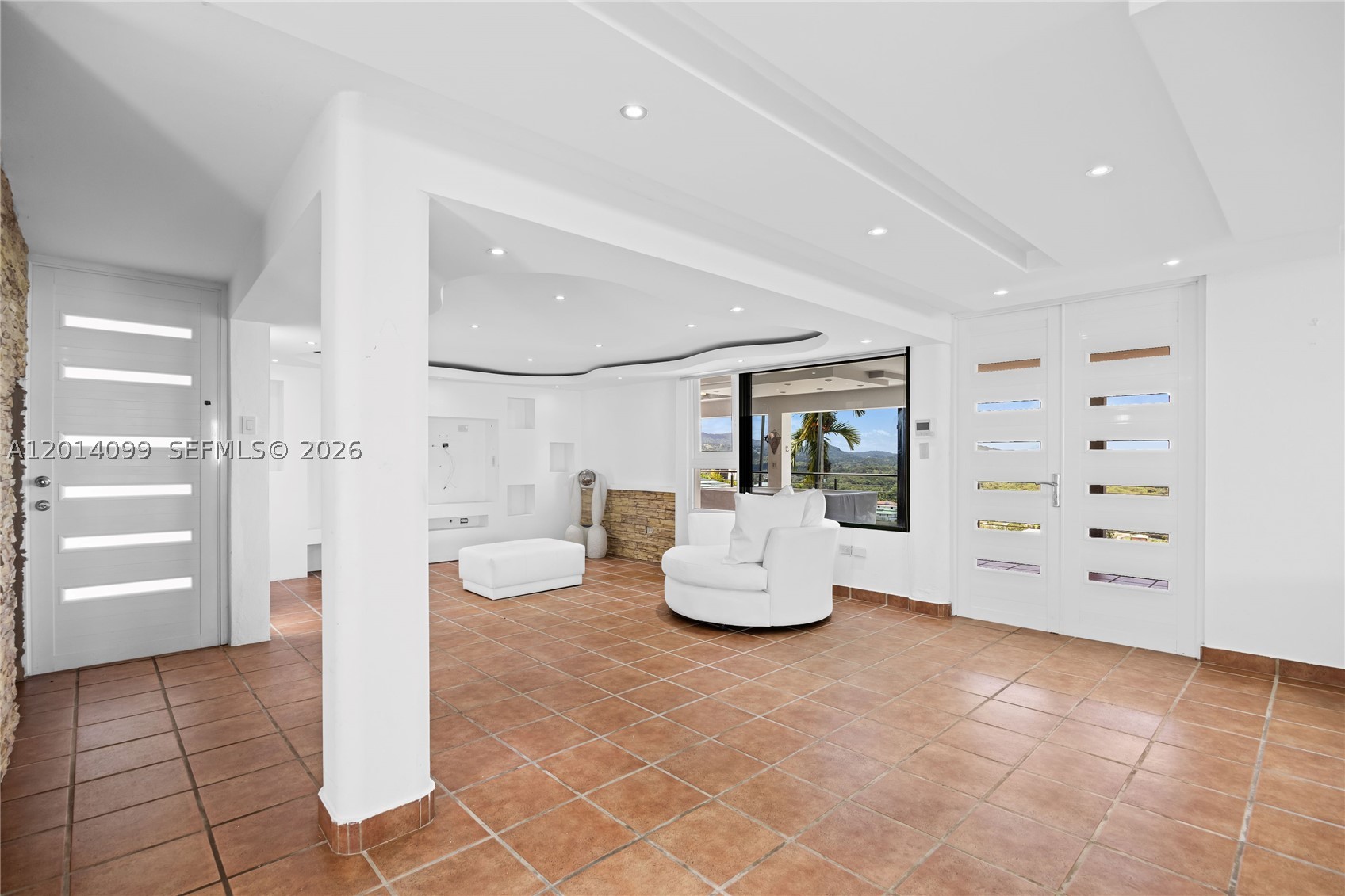 95 N Melao Property Photo 28