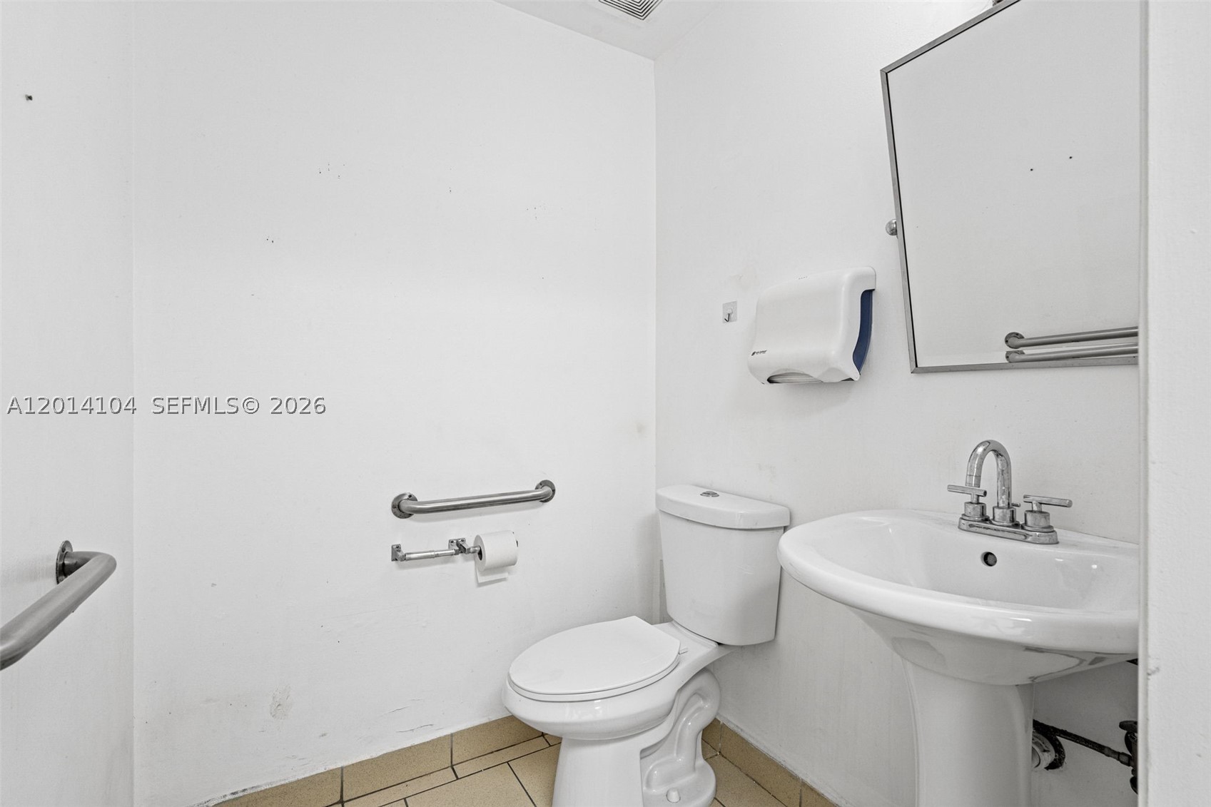 6330 Manor Lane 102 Property Photo 44