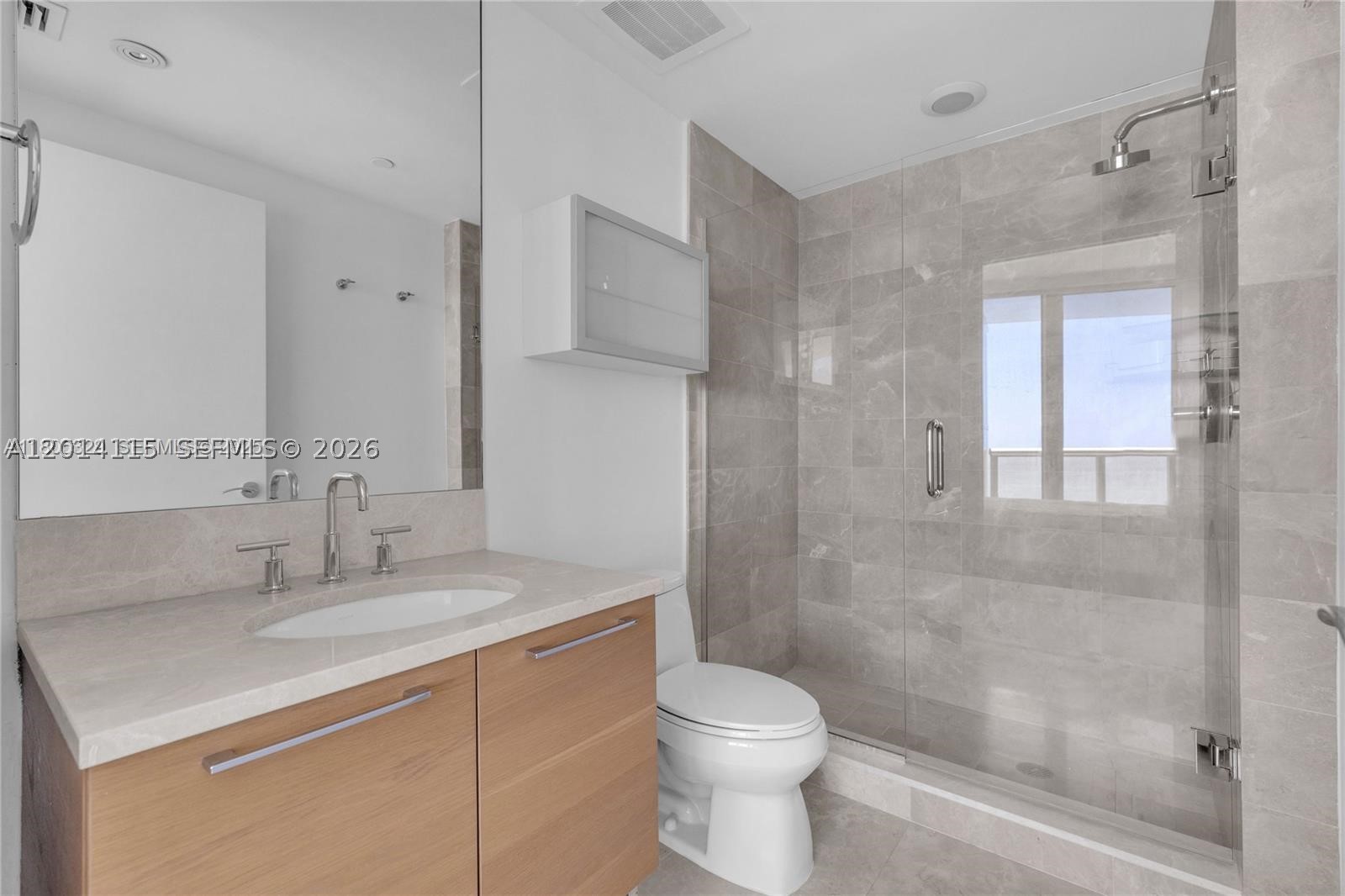 239 Sw 9th St 1502 Property Photo 11