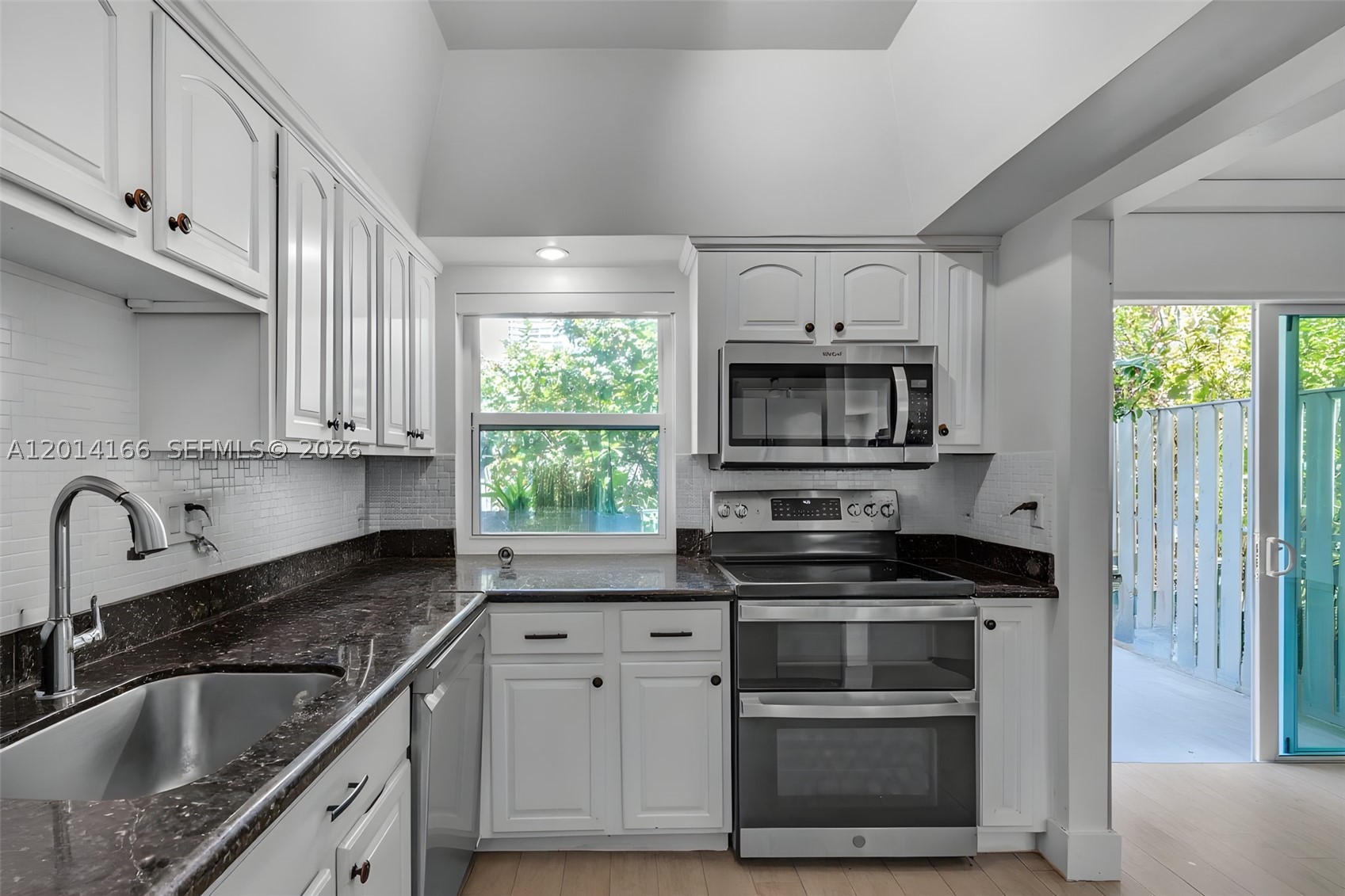 232 Sea View Dr 108 Property Photo 10