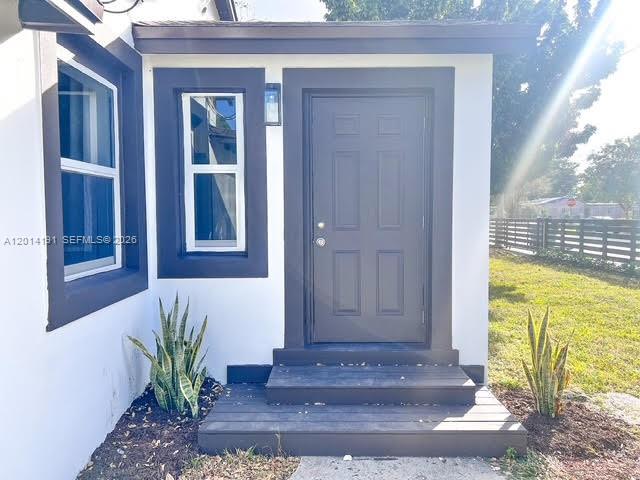 1025 Nw 55th St Property Photo 6