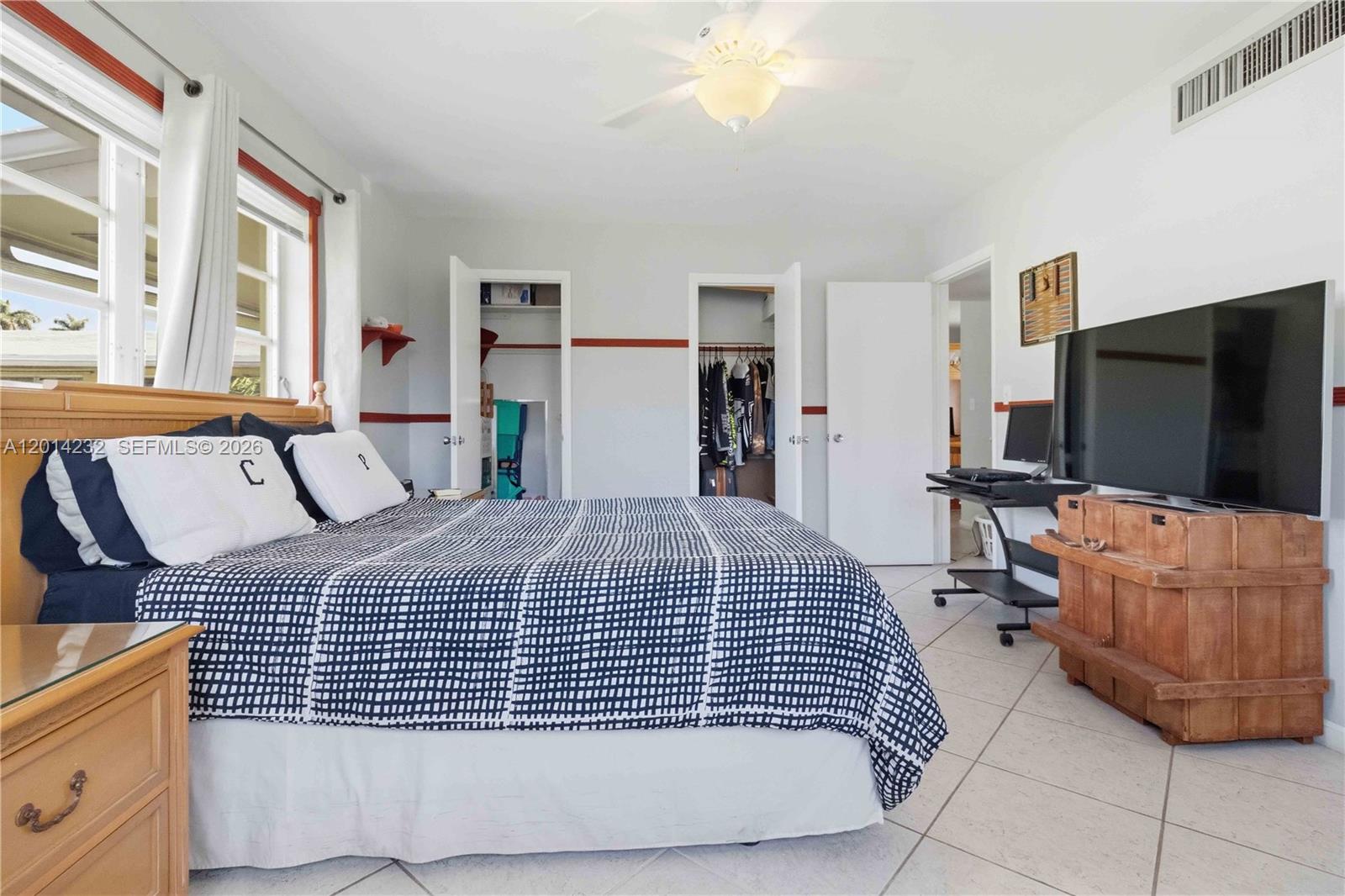 1501 Arthur St 6 Property Photo 16