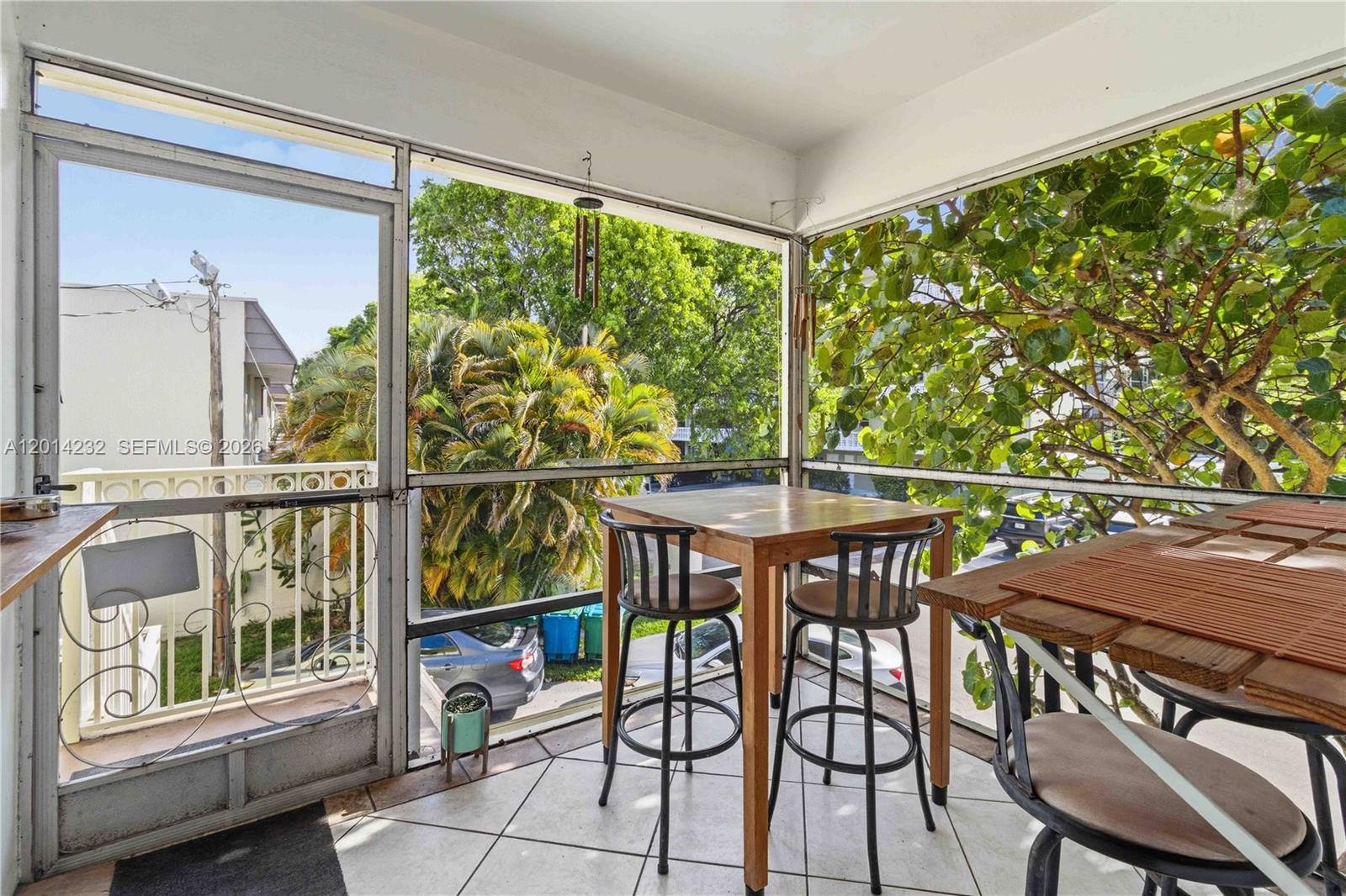1501 Arthur St 6 Property Photo 21