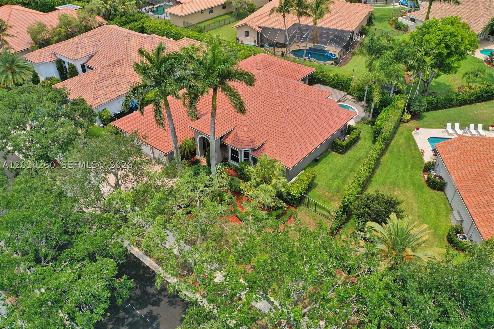 1640 Island Way Property Photo 5