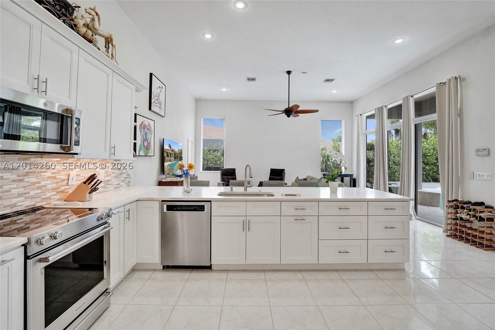 1640 Island Way Property Photo 16