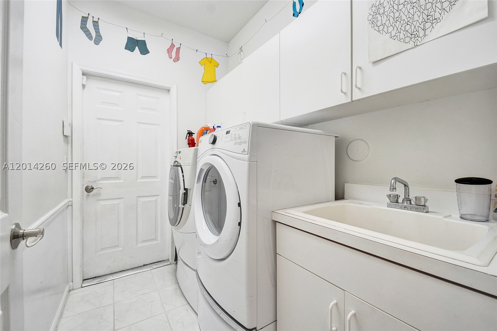 1640 Island Way Property Photo 35