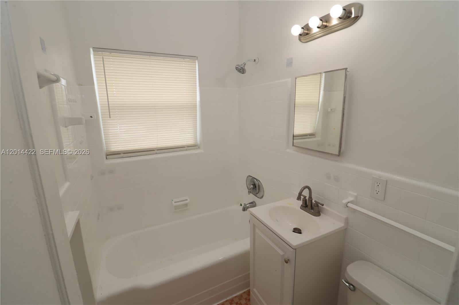 835 83rd St Property Photo 23