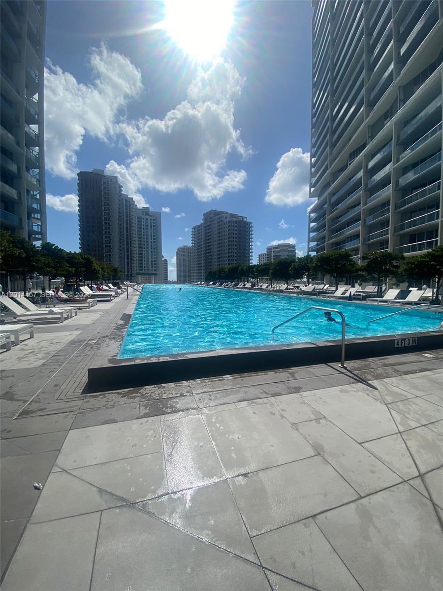 475 Brickell Ave 5508 Property Photo 10