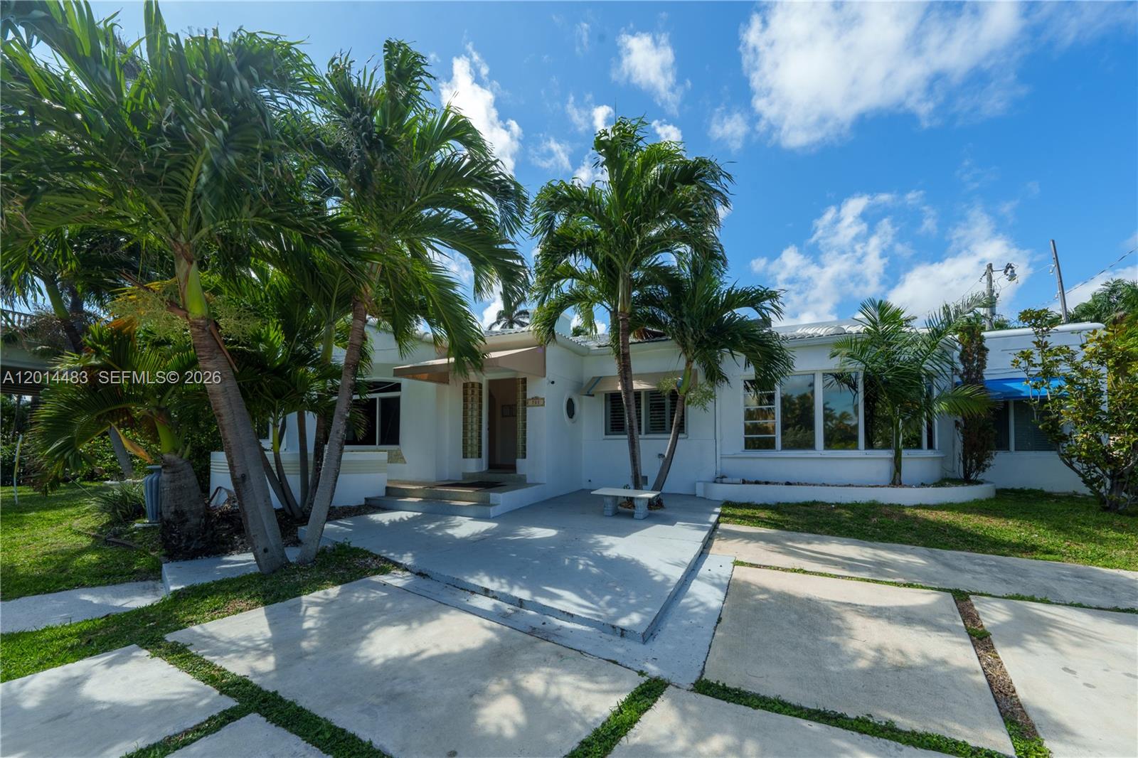 701 Hollywood Blvd Property Photo 1
