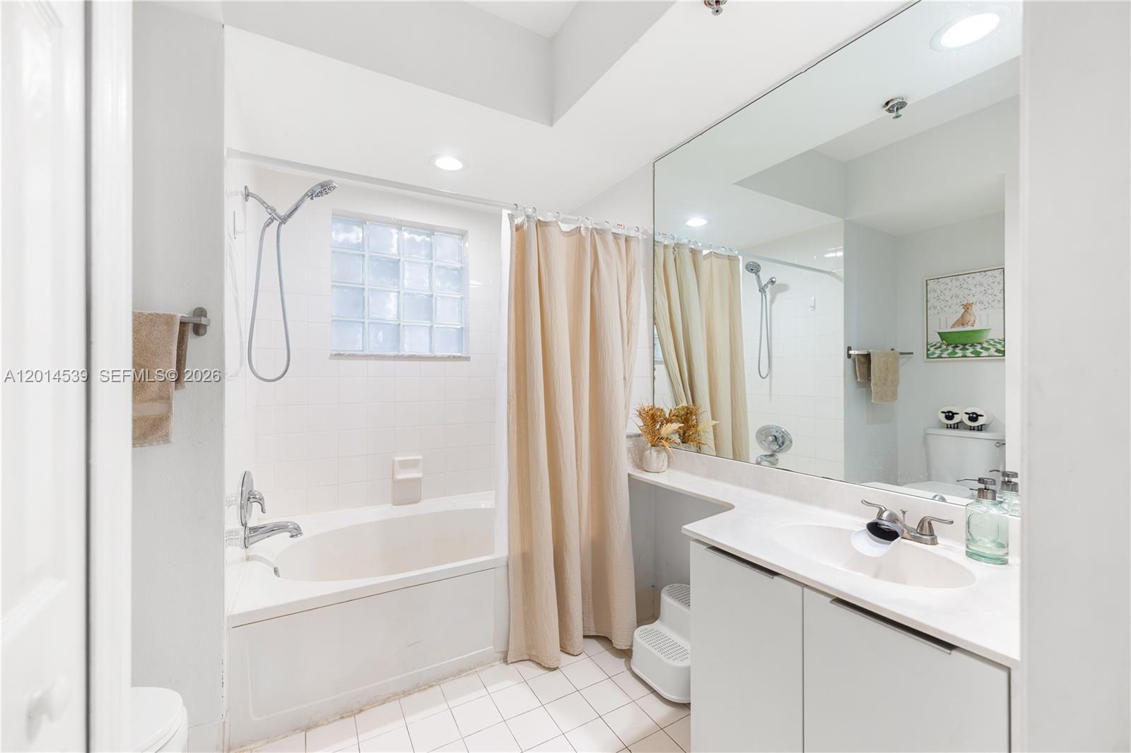 3165 Ne 184th St 6304 Property Photo 16