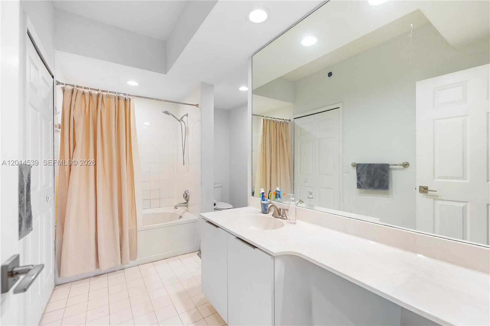 3165 Ne 184th St 6304 Property Photo 18