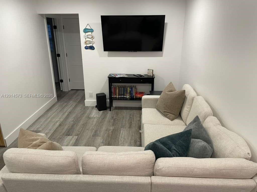326 Wilson St 106 Property Photo 2