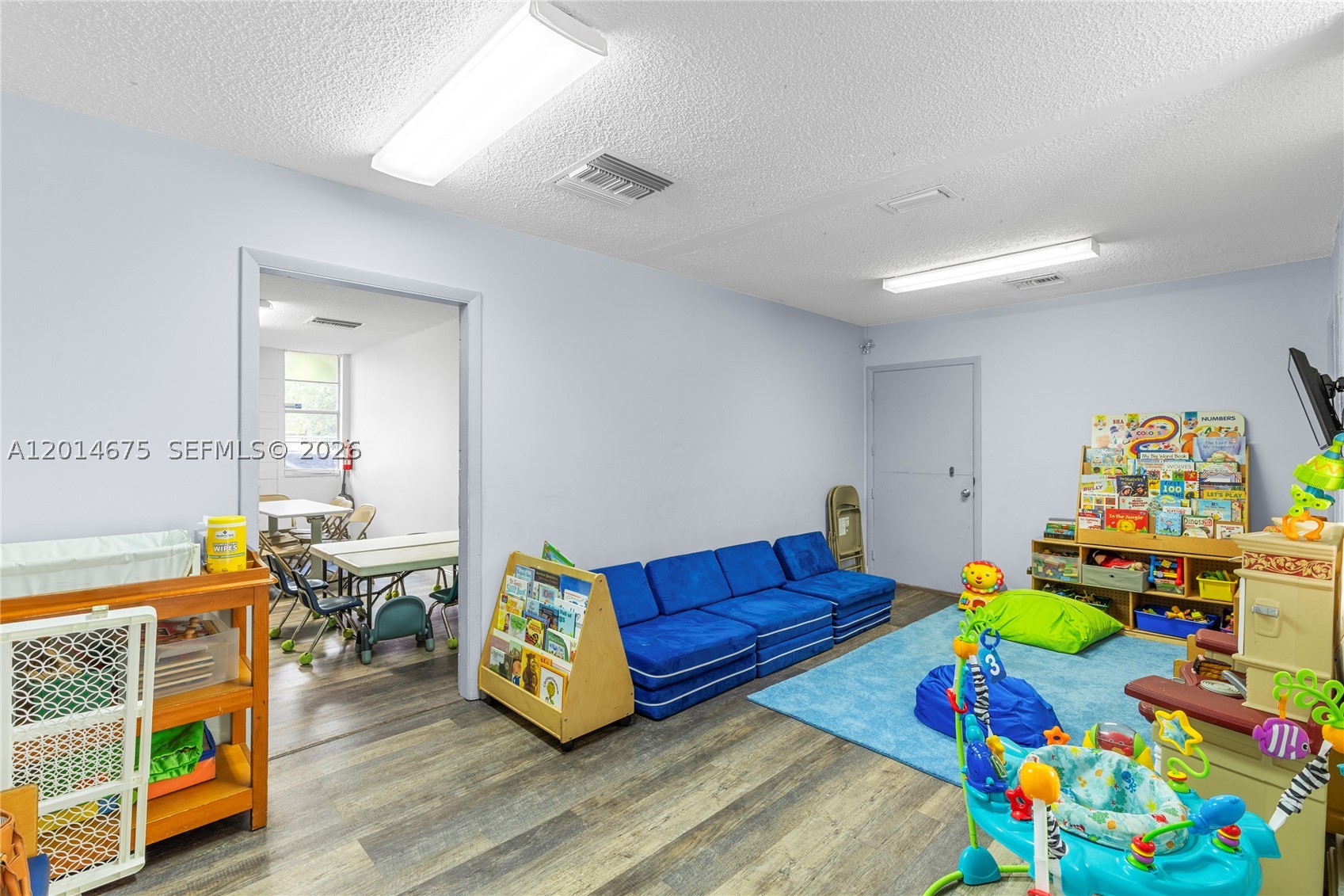 8530 Stirling Rd Property Photo 12