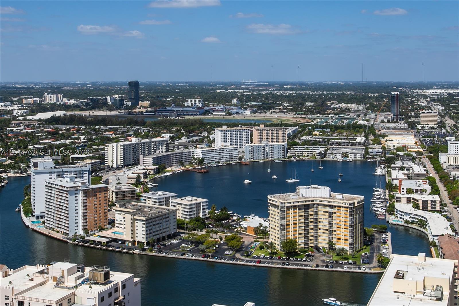 1830 S Ocean Dr 4504 Property Photo 3