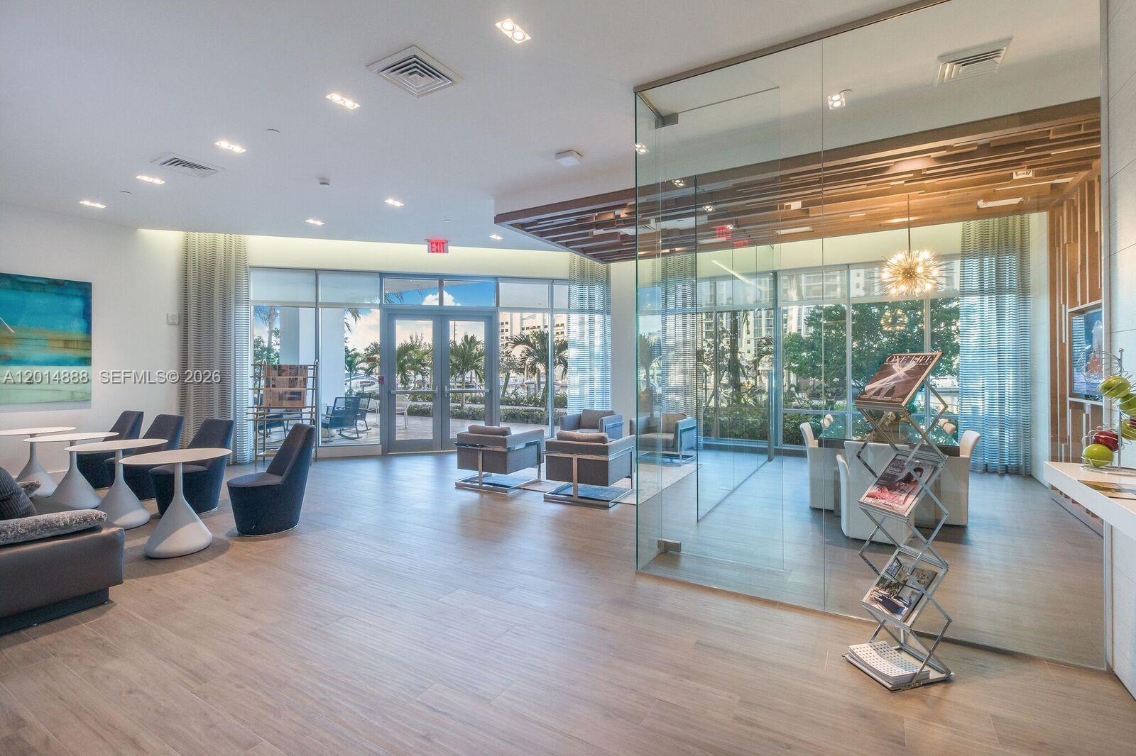 17111 Biscayne Blvd Ph2 Property Photo 27