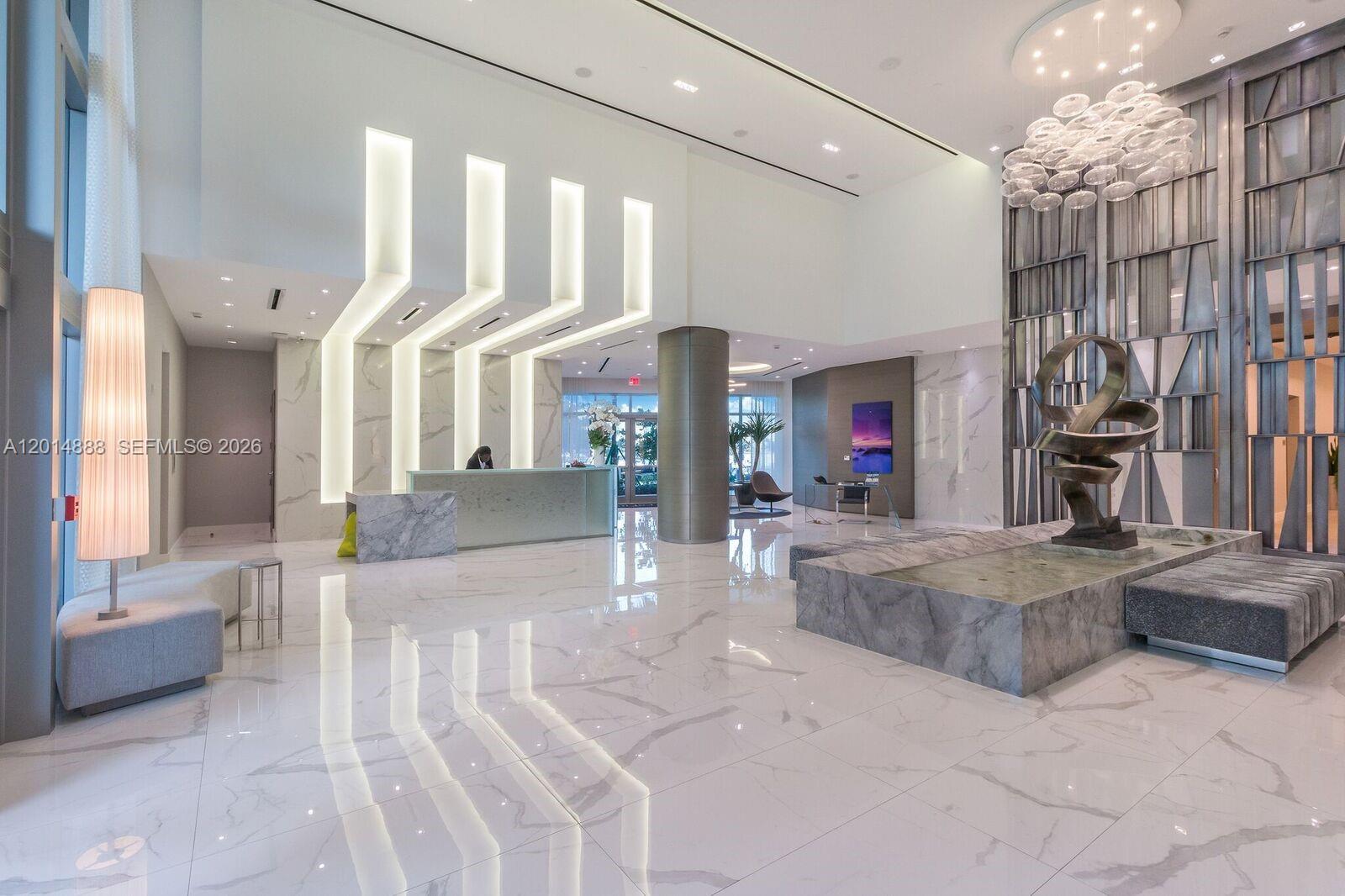 17111 Biscayne Blvd Ph2 Property Photo 31