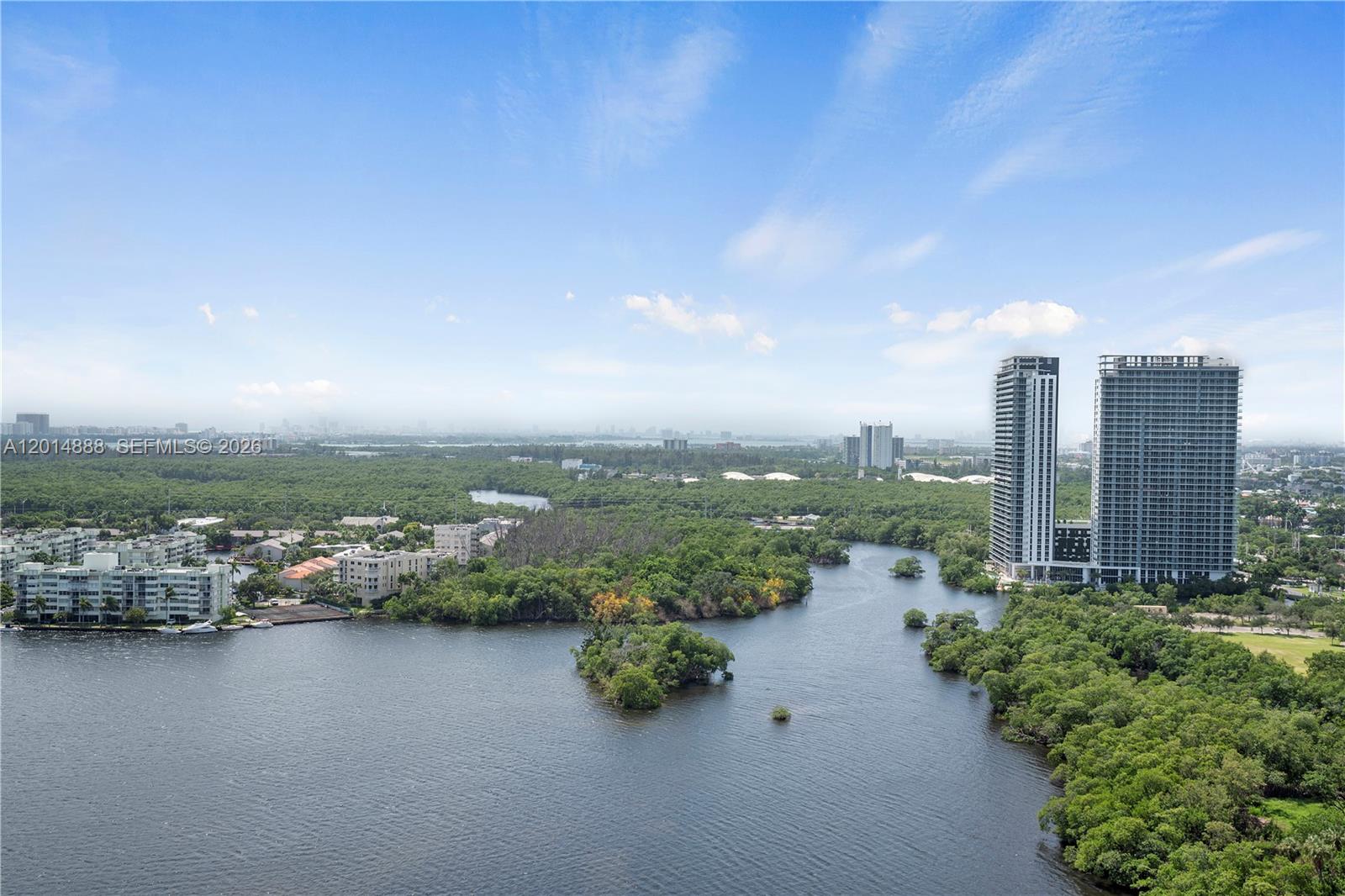 17111 Biscayne Blvd Ph2 Property Photo 32