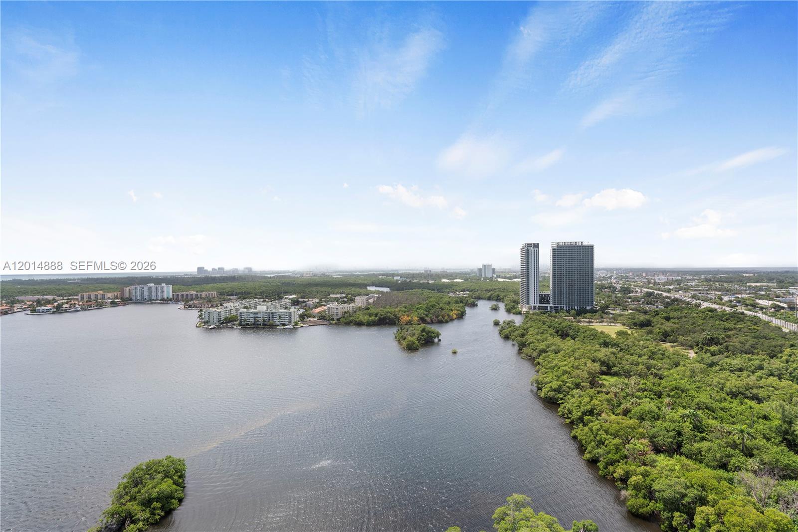 17111 Biscayne Blvd Ph2 Property Photo 34